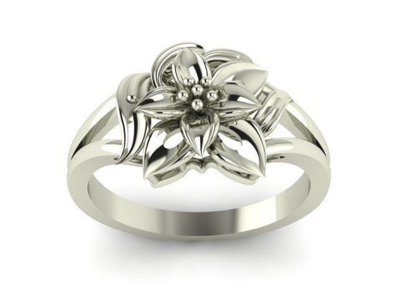 Easter Lily Ring *10k/14k/18k White, Yellow, Rose, Green Gold