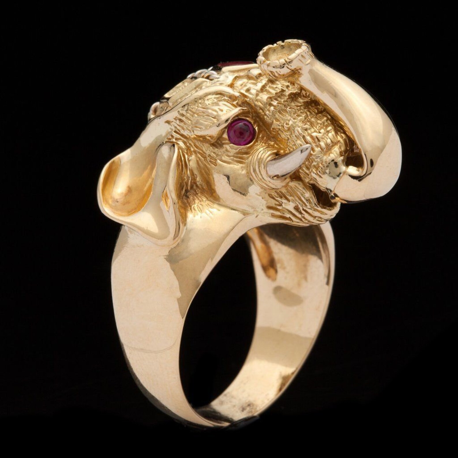 Borneo Elephant Ring *synthetic Ruby With 10k/14k/18k White, Yellow ...