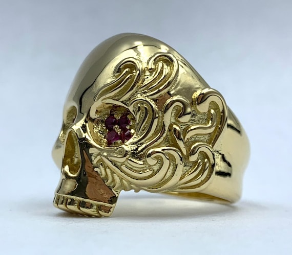 Eighteen Carat Gold Contemporary Skull Ring Claude Lévêque For Sale at  1stDibs | neon abyss sapphire ring, sapphire ring neon abyss, 57.15 mm ring  size