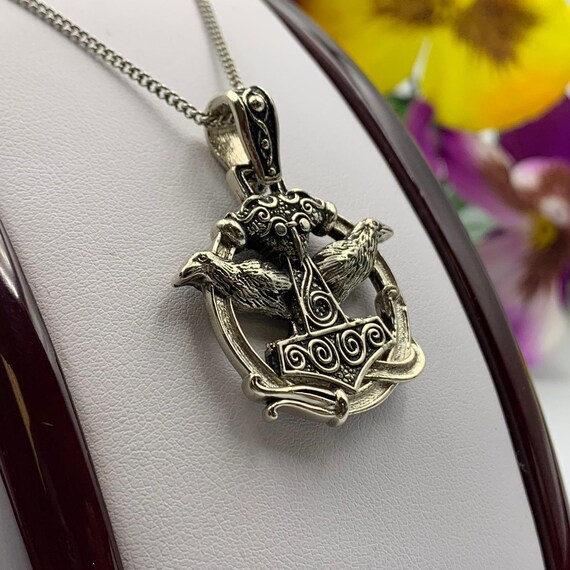Ravens Pendant 10k/14k/18k 