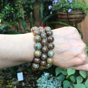 Bracelet extensible en jade birman, bracelet unisexe, chakra du cœur, jade birman vert olive, bracelets de pierres précieuses. Unisexe.  B443