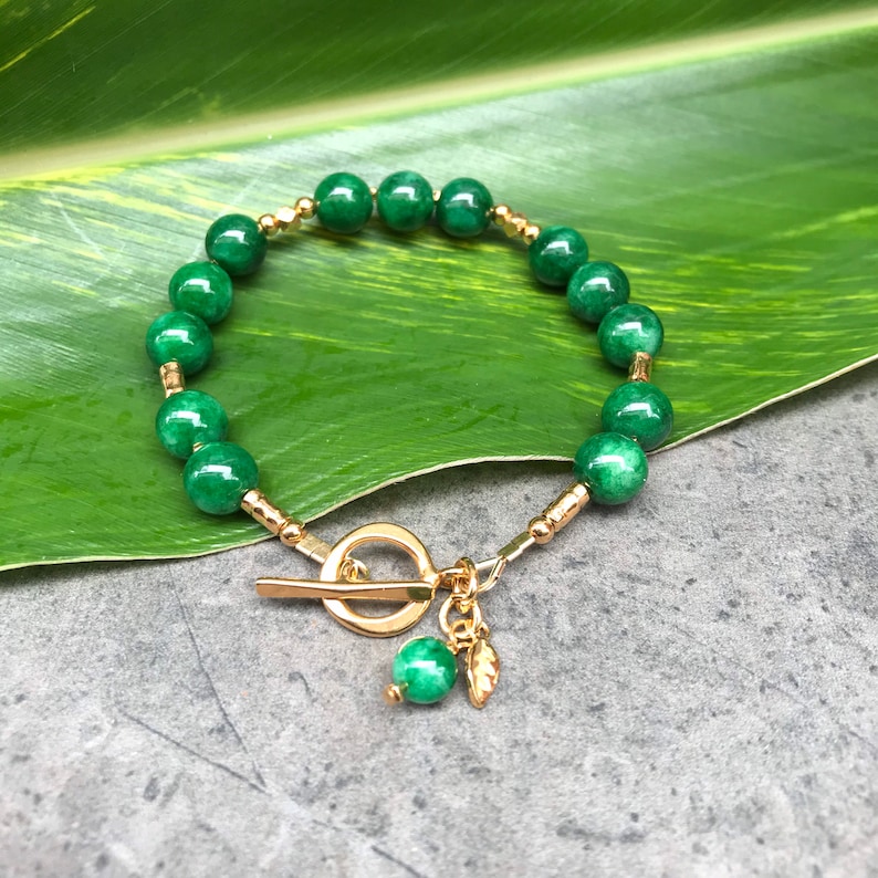 Thai hill Tribe Silver 24k gold vermeil bracelet Beautiful green jade Jade jewellery B374