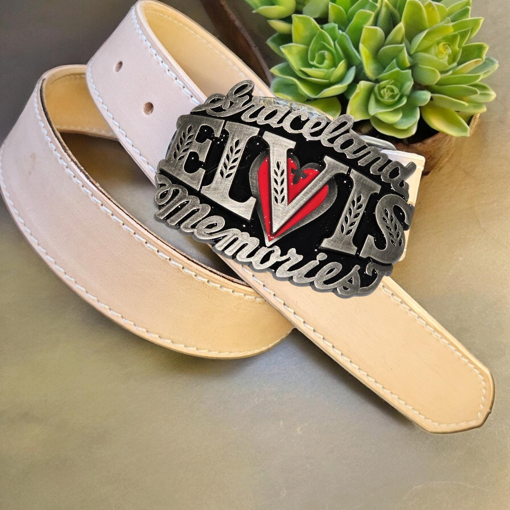 VINTAGE. rare •Elvis belt buckle• Vintage Elvis Presley Belt Buckles (s) main image 3