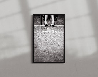 Czarno-białe obcasy – wydruk fotograficzny – Fotografia artystyczna