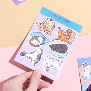Feuille d'autocollants Fated Catto Sad Cat Meme – sticker cadeau maman chat, meme chat somnolent, épuisement du chat, stickers chats à raconter, faible consommation d'énergie chez meme