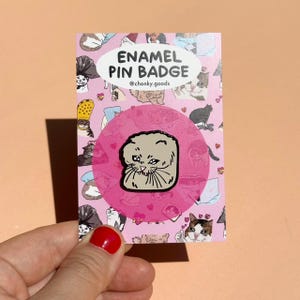 The Original Screaming Cat Meme Enamel Pin – Sad cat meme enamel pin, cat crying pin, funny cursed cat pin, cowboy cat meme pin