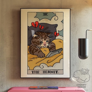 Eremiten Ledsen Katt Meme Tarot Konsttryck Poster, ledsen kattmeme, tarotkattaffisch, häxkatt tarotkonsttryck, förbannad kattkonst, trollkarlskatt tarot bild 1