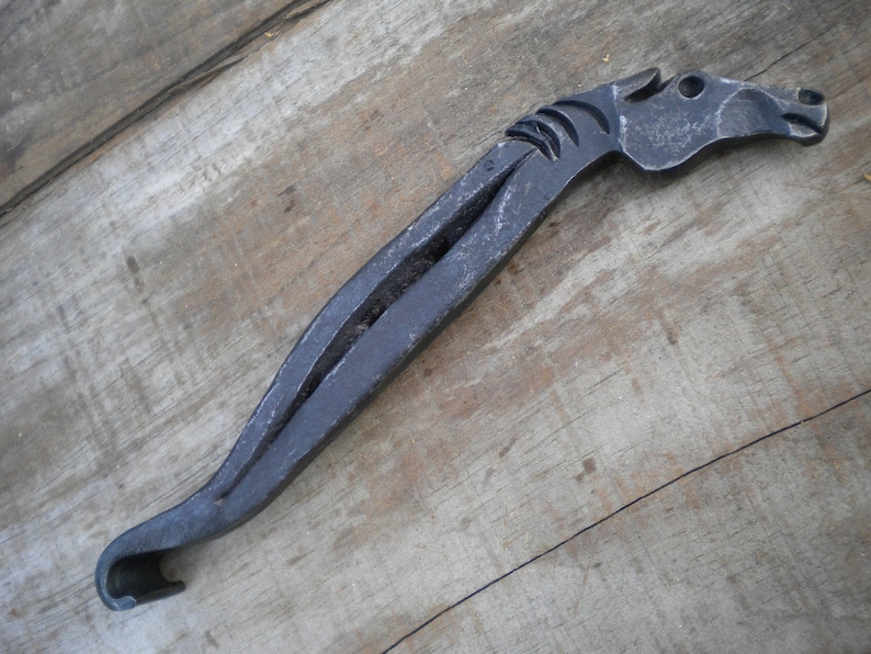 DGForge Horse Head Bottle Opener - Thumbnail 2