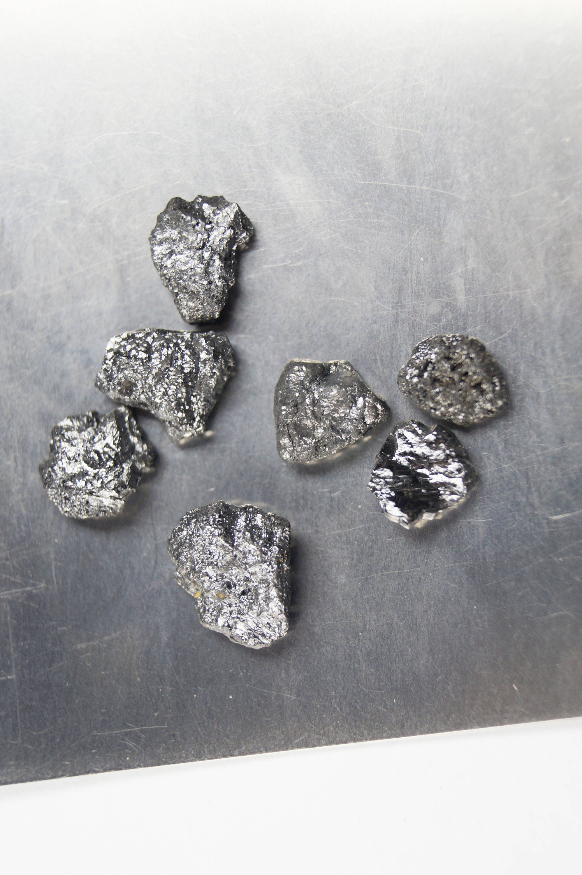 ON Sale 10 Pieces Black Raw Diamonds Flat Rough Diamonds Etsy