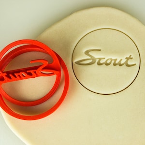 Cortador de galletas con logotipo de International Harvester Scout