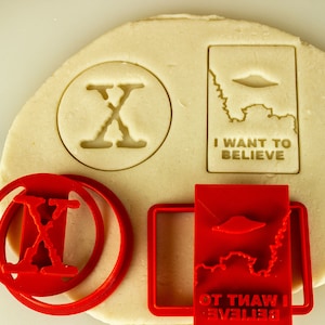 X-Files Cookie Cutter Set