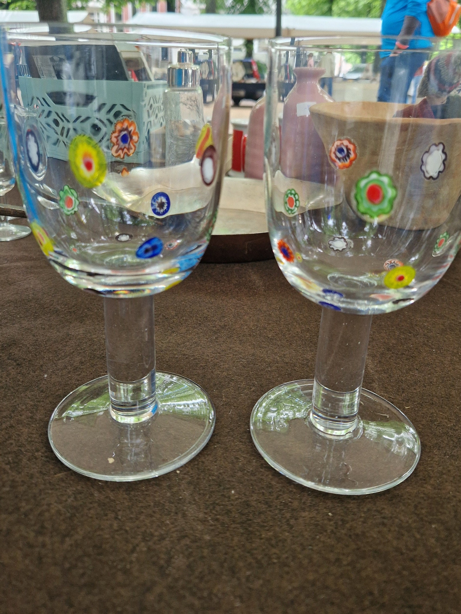 Mehrfarbiger Millefiori-Kelch-Weinglas-Ersatz von Leonardo Murano mit Blumenmuster, mundgeblasen, hergestellt in Italien, aus klarem und mehrfarbigem Glas