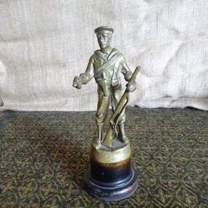 WW1 Rare Navy Brigade soldier in brass.