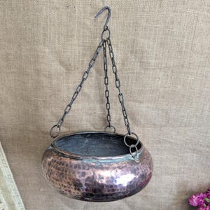 Vintage Hand-Hammered Copper Hanging Planter / Cauldron – 29cm Diameter – Forged Chain & Hook