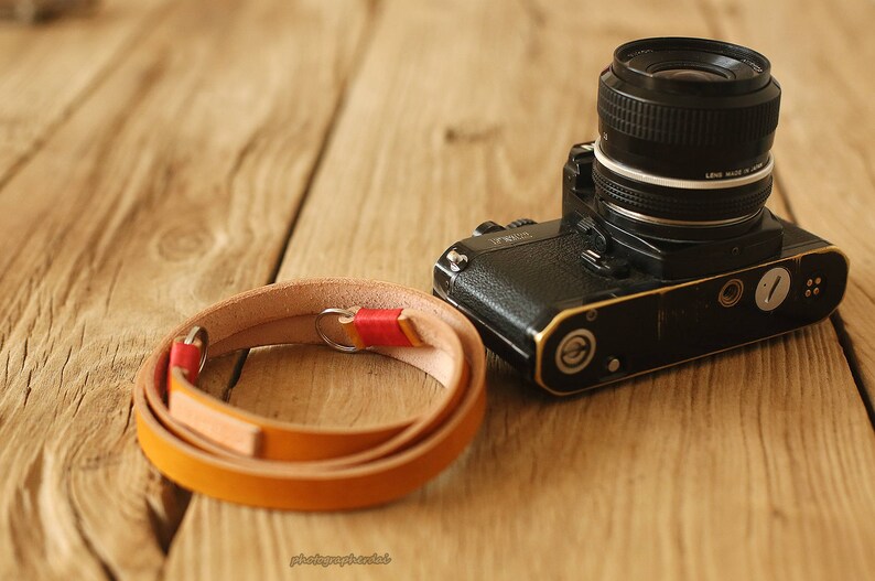 Hand dyeing Retro Yellow brown 12mm handmade leather camera neck shoulder strap Windmup