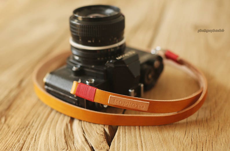 Hand dyeing Retro Yellow brown 12mm handmade leather camera neck shoulder strap Windmup