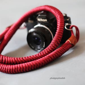 Rark rosso 16 mm Tracolla per fotocamera lavorata a mano con nodo cinese fatto a mano / Windmup