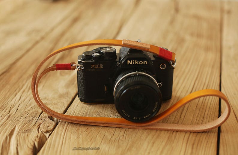 Hand dyeing Retro Yellow brown 12mm handmade leather camera neck shoulder strap Windmup