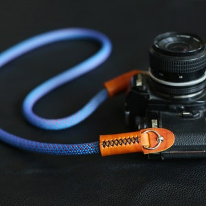 Corda da arrampicata Windmup Blue Red Spot 10 mm in pelle marrone fatta a mano Tracolla per fotocamera