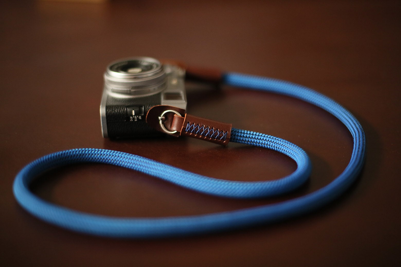 COOL Blue and Black Climbing Rope 10mm Tan Leather Handmade Camera Neck  Shoulder Strap Windmup 
