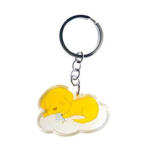 Pode incluir: Um chaveiro de cachorro amarelo com um design de nuvem. O cachorro está dormindo em uma nuvem e segurando uma pequena flor na pata.