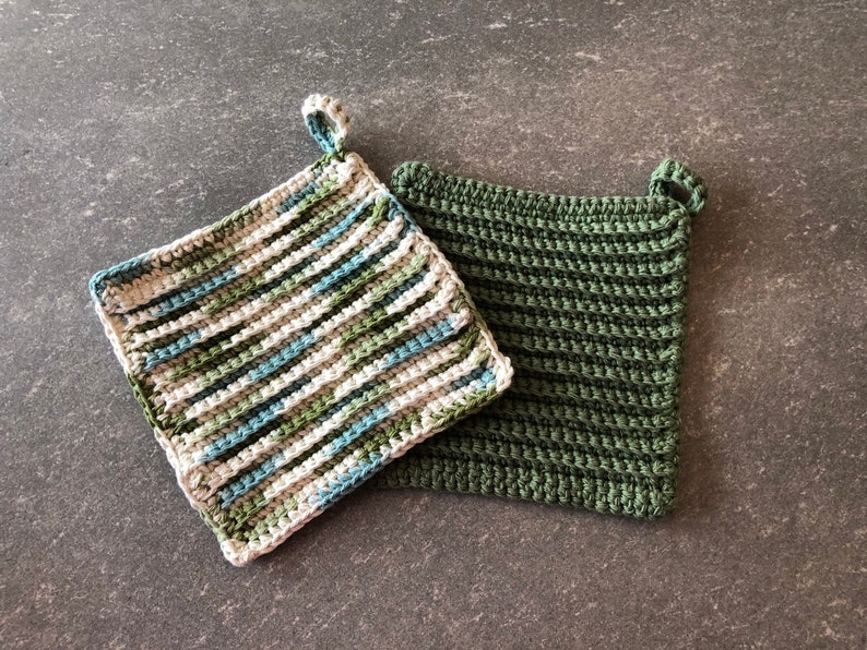 Mother/'s Day Gift Gift for Mom Hanging Pot Holders Set of 2 Housewarming gift Crochet Pot Holders Cotton Pot holders Crochet Hot Pads