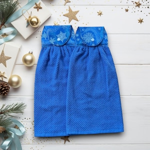 Christmas Tea Towels, Dish Towel, Holiday Hand Towels, Blue Snowflake Print, Kitchen Hostess Gift
