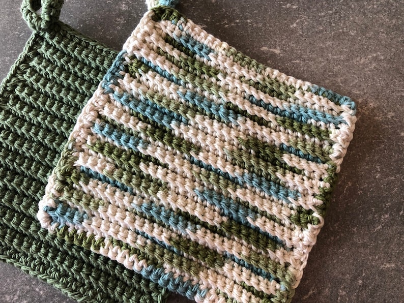 Mother/'s Day Gift Gift for Mom Hanging Pot Holders Set of 2 Housewarming gift Crochet Pot Holders Cotton Pot holders Crochet Hot Pads