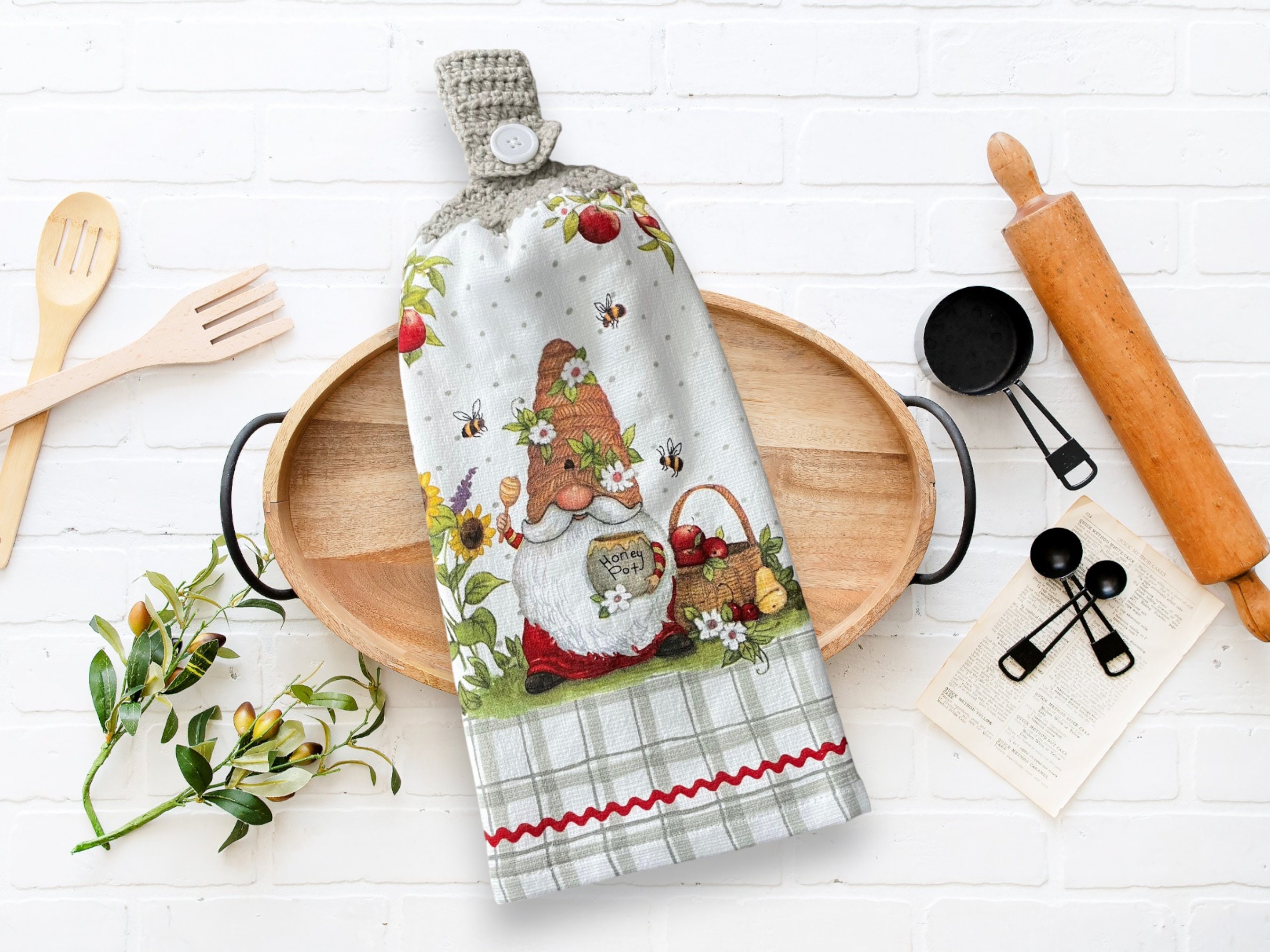 Winter Wreath Gnome Kitchen Towel – Kitchen BillBoards