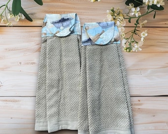 Hanging Kitchen Tea Towel Set: Baking Print Beige Dish Towels