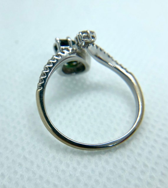 Tsvorite Garnet and Diamond Gold Ring - image 3