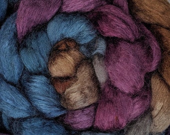 Laine et soie mélangées teintes à la main 50/50 mèches - 17 microns de soie mérinos et de mûrier - 25 g - Pilgrim