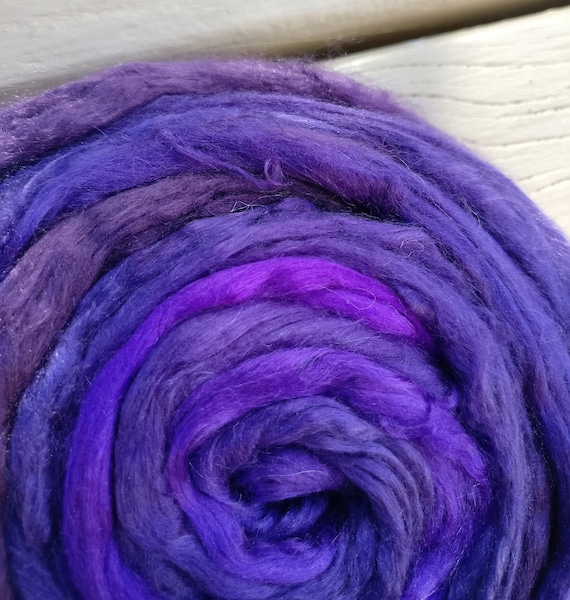CRAFT 25g MERINO WOOL TOPS /& TUSSAH SILK lavender//amethyst//violet MIX.FELTING