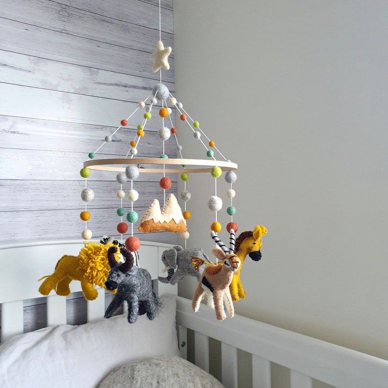 Safari Baby Mobile Jungle Nursery Mobile Baby Neutral Animal Etsy