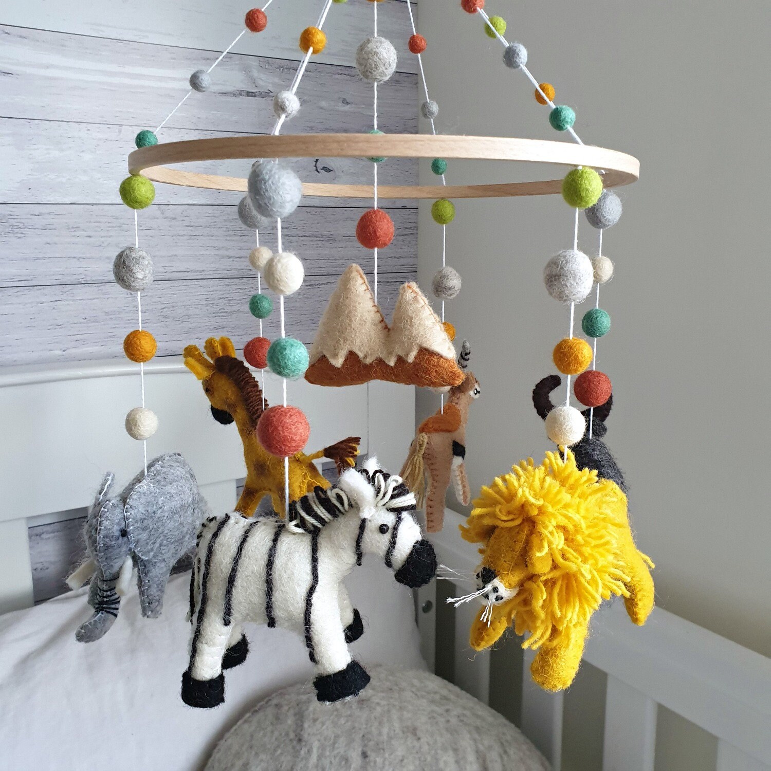 Safari Baby Mobile Jungle Nursery Mobile Baby Neutral Animal Etsy UK