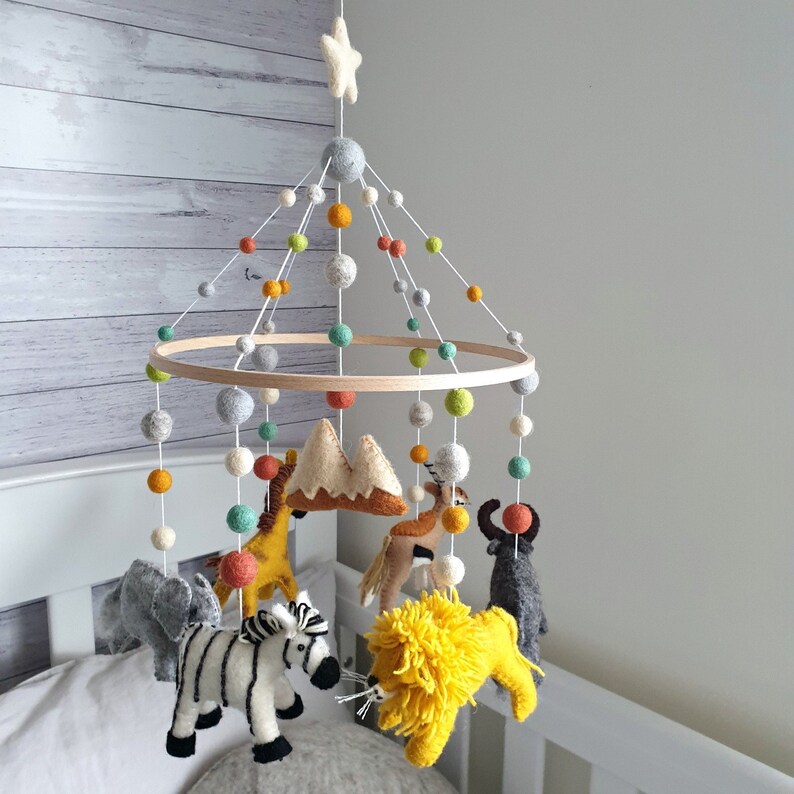 Safari Baby Mobile Jungle Nursery Mobile Baby Neutral Animal Etsy