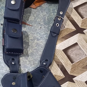 Impressive hand crafted leather holster for .38 taurus & like revolvers with cylinder Pouches