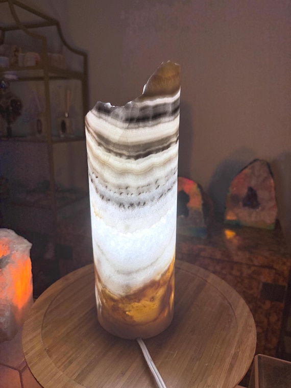Luxury Onyx Column Lamp: Modern Crystal Decor, Natural Stone Light