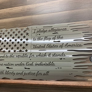 Distressed American Flag-Metal Wall Art Décor