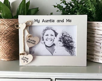 Personalised Auntie Photo Frame, Custom Keepsake Gift (6x4 or 5x7 Print)
