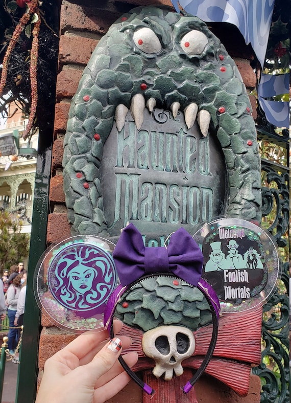 Handmade Haunted Mansion Minnie Ears – Madame Leota  display picture 1