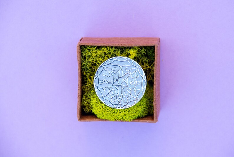 She Elf Enchanted Pin green mossy box