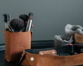 Leather Valet Tray with Pen Cup Set | Crazy Horse Leather Desk Organizer | Vintage Office Decor | Gift for Him