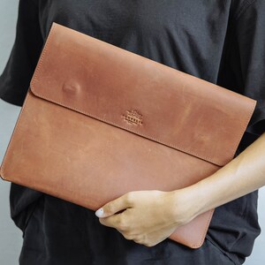 Leather folder for documents and Papers A4, Personalized Business Folder image 3