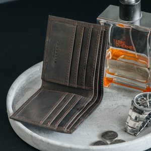 Cartera de cuero para hombre, Cartera delgada plegable, Regalo para él, Cartera con protección RFID para su tarjeta de crédito