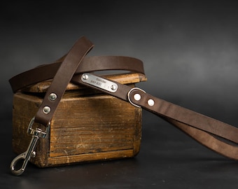 Strong dog leather leash with name plate