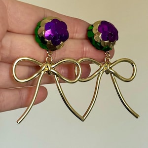 New Orleans Louisiana Mardi Gras Parade Purple Green Gold Fleur De Lis Confetti Parade Tassel Hoop Earrings