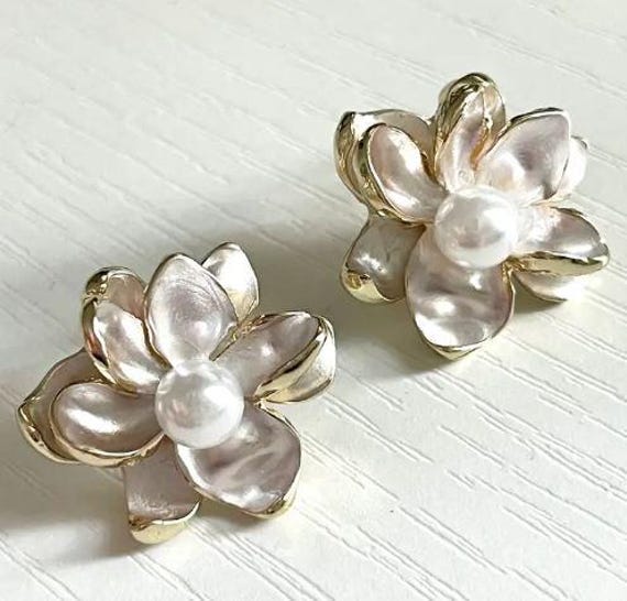 BEST SELLER Metal Louisiana Southern Magnolia Flower Stud Earrings Unique Floral Statement Jewelry