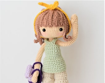 Autumn the Adventurer Crochet Doll Pattern / Amigurumi / Photo Tutorial