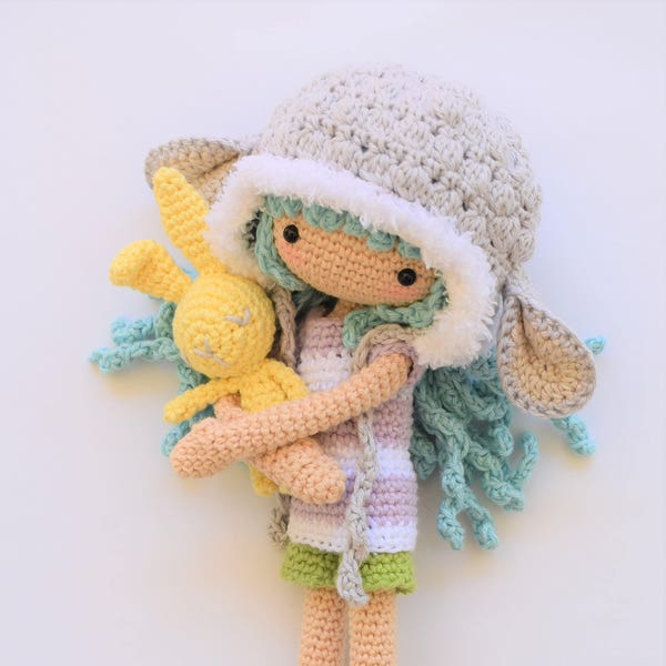 Luna the Lamb Crochet Doll Pattern / Amigurumi / Photo Tutorial